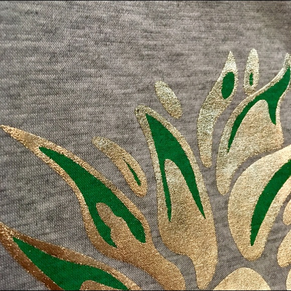 🌺 Grey & Metallic Pineapple Racerback Tank!!! - Picture 3 of 6