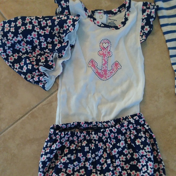 Bundle - Picture 3 of 4