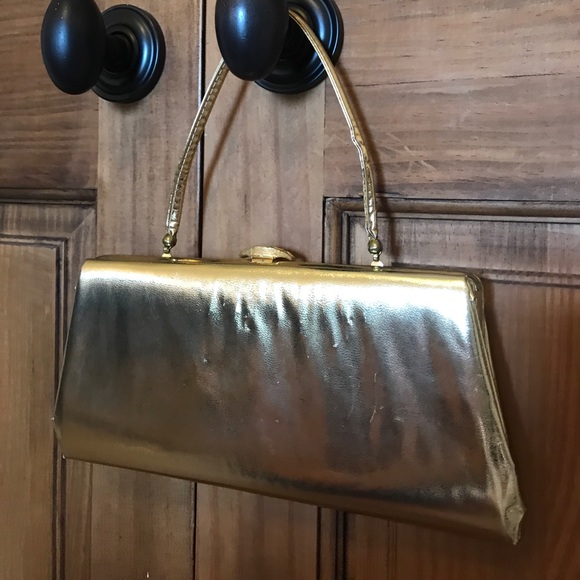 Gold clutch, optional strap - Picture 4 of 6