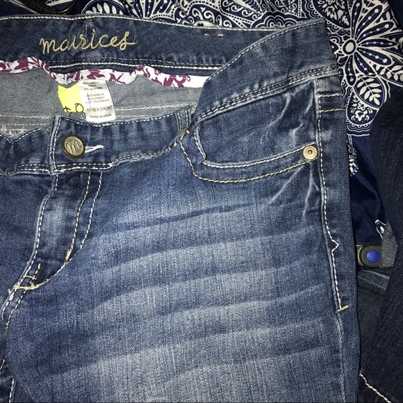 SOLD Maurice's Bootcut Jeans - Picture 3 of 4