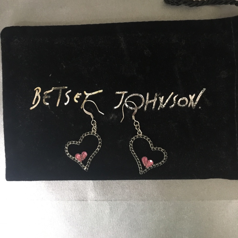 Betsey Johnson Heart shape earrings