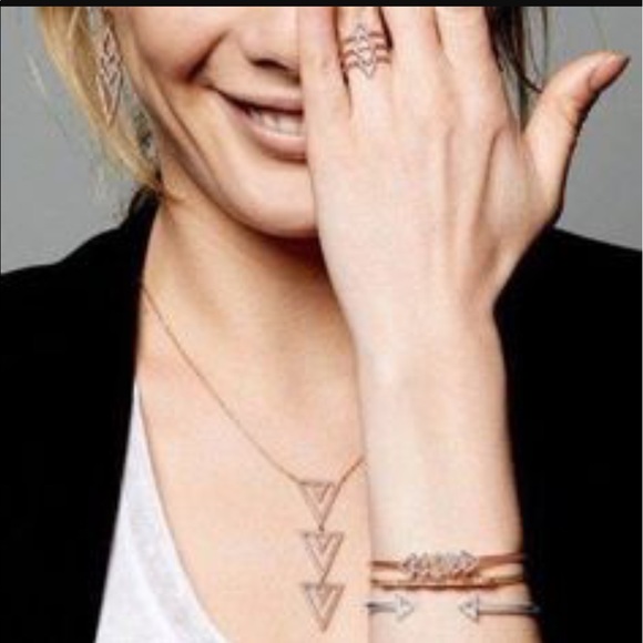 Stella & Dot Pave Spear Necklace (new)🚫Firm🚫 - Picture 3 of 6