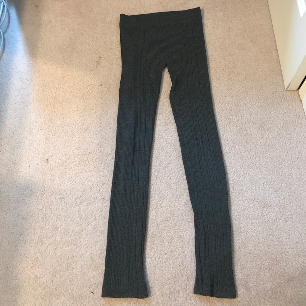 Gray leggings