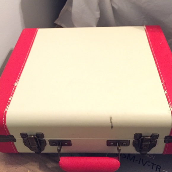 Crosley record player - Picture 3 of 3