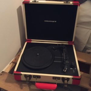 Crosley record player