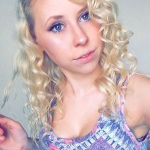 Meet your Posher, Victoria