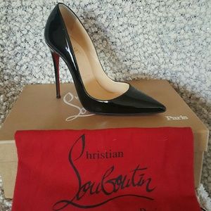 Christian Louboutin So Kate Black