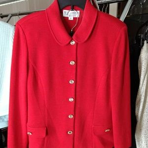 St. John Capris pants suit ,sz 12 pant; 8 jacket