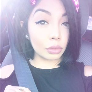 Meet your Posher, Lyanne