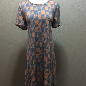 LuLaRoe Carly Size: Large BNWT