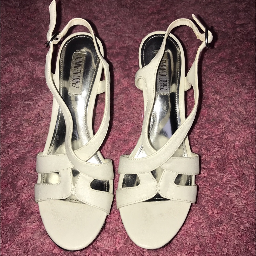 EUC White Wedges