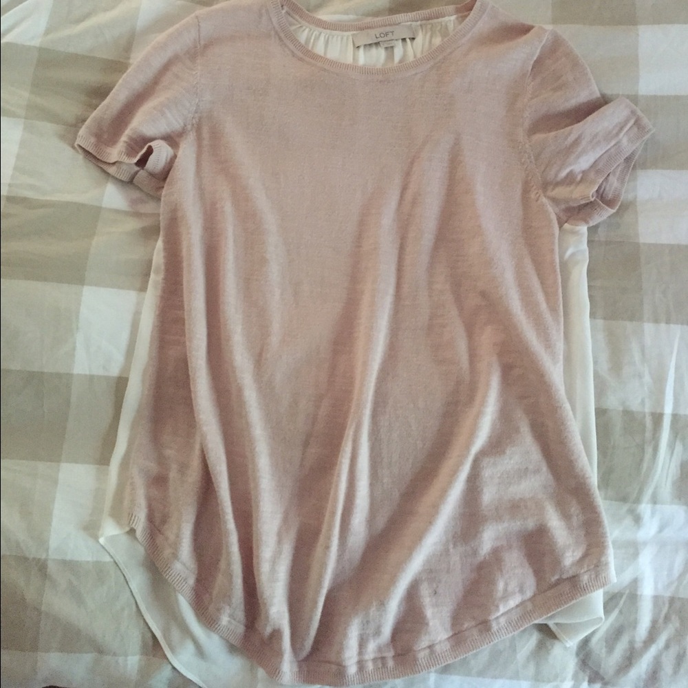 Sold 🚫🚫Pink/chiffon LOFT top