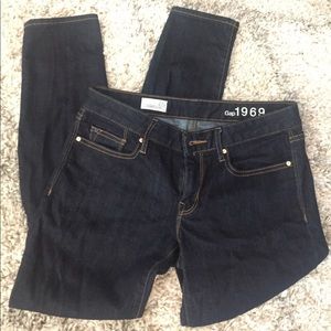 GAP 27 Short Dark Wash Always Skinny Jeans
