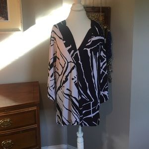 Dana Buchanan navy and white beach cover up