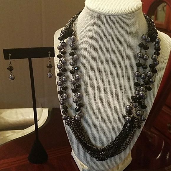 Necklace and Earring set - Picture 2 of 2