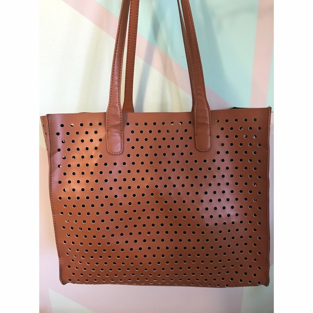 Shiraleah Tote