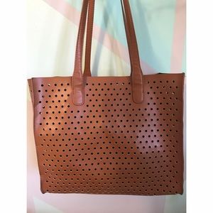 Shiraleah Tote