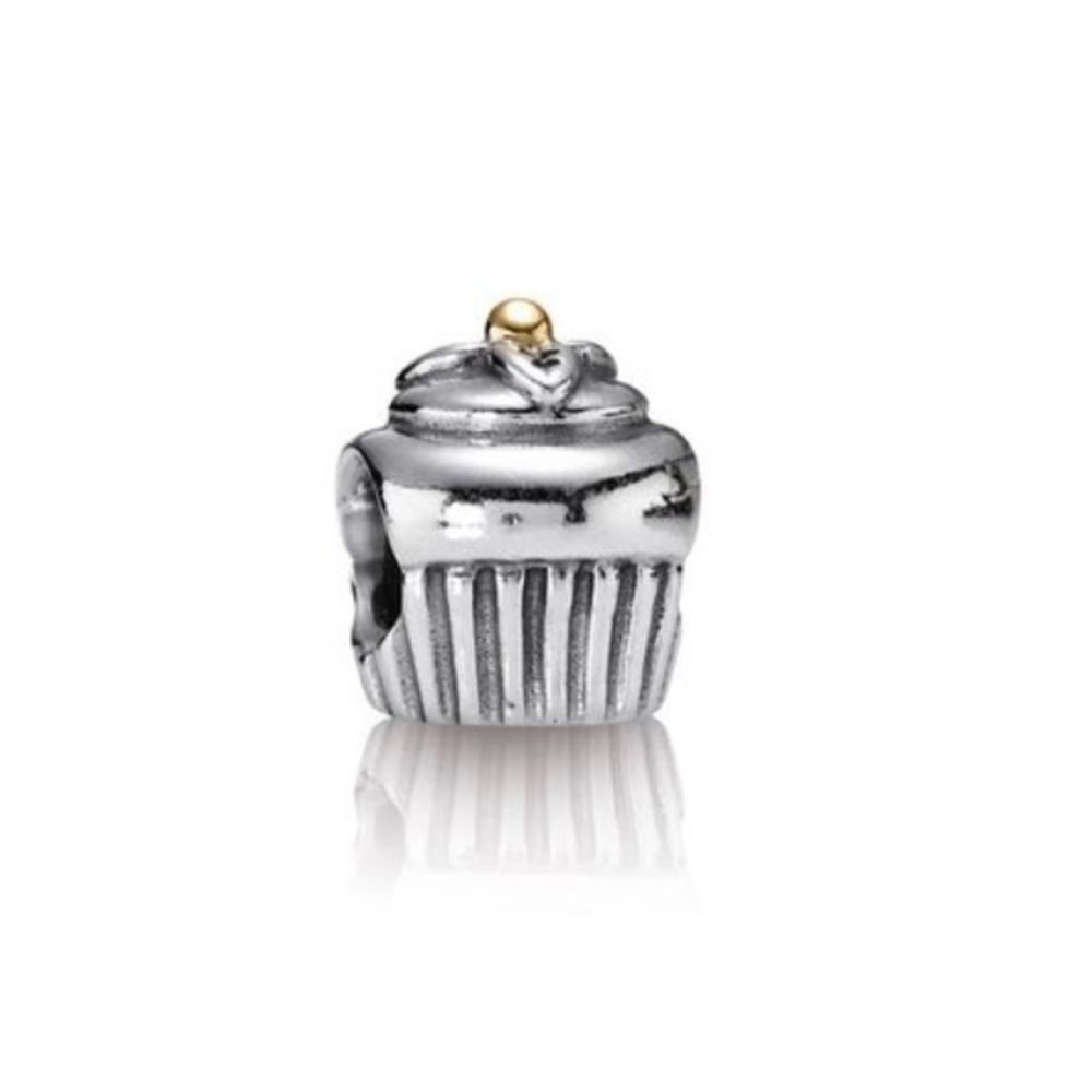 Cupcake Pandora charm