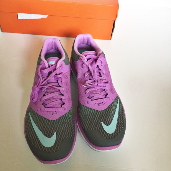 New in box Nike FS Lite 3 cool gray/fuchsia - Picture 6 of 8