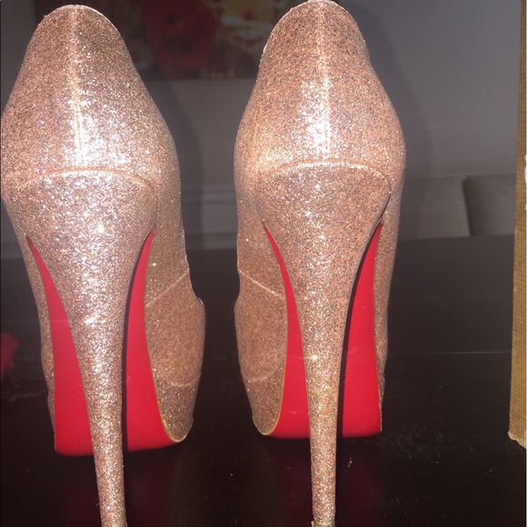 Christian Louboutins lady peep toe high heel - Picture 2 of 4