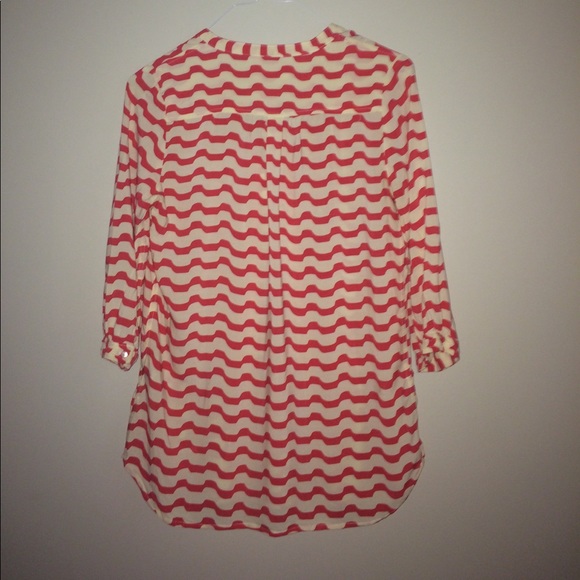 Great pattern. Light weight material. - Picture 2 of 2