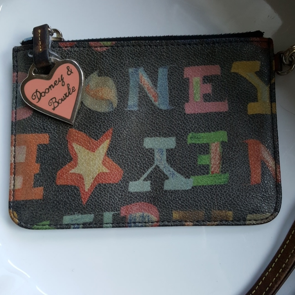 Dooney & Bourke wristlet