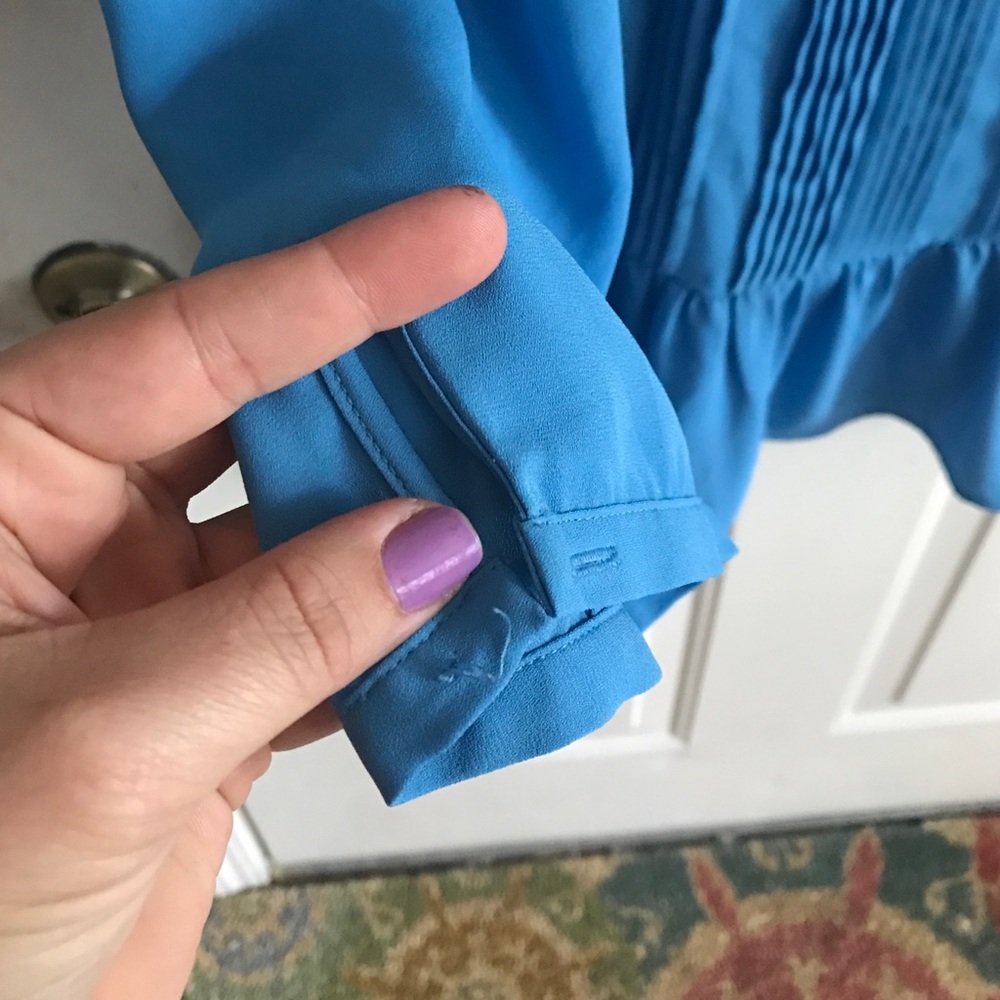 BANANA REPUBLIC TOP - Picture 4 of 4