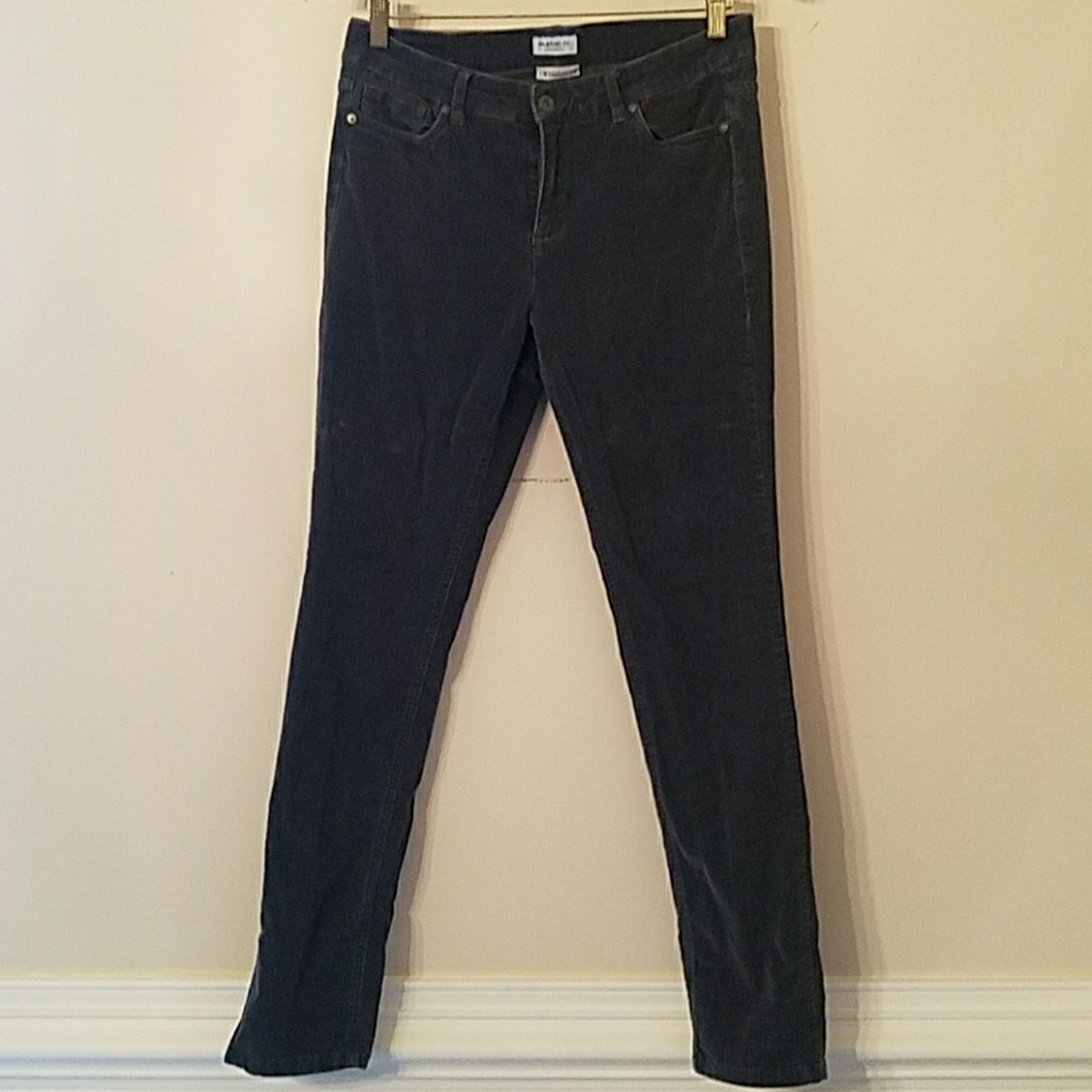 Liz Claiborne Classic Fit Skinny Corduroy Jeans, 6