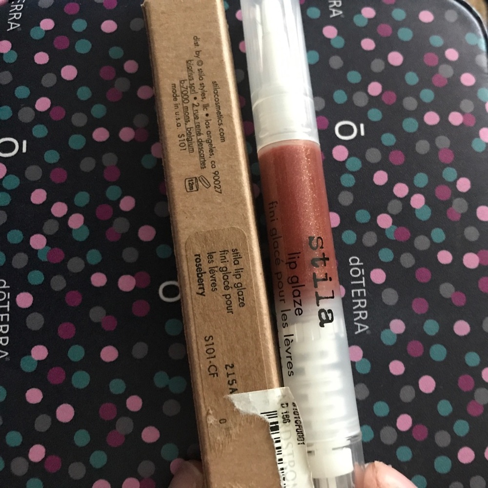 🎈Last One🎈🌷New Stila glaze in Roseberry 🌷 - Picture 6 of 6