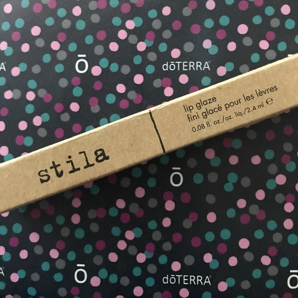 🎈Last One🎈🌷New Stila glaze in Roseberry 🌷 - Picture 5 of 6