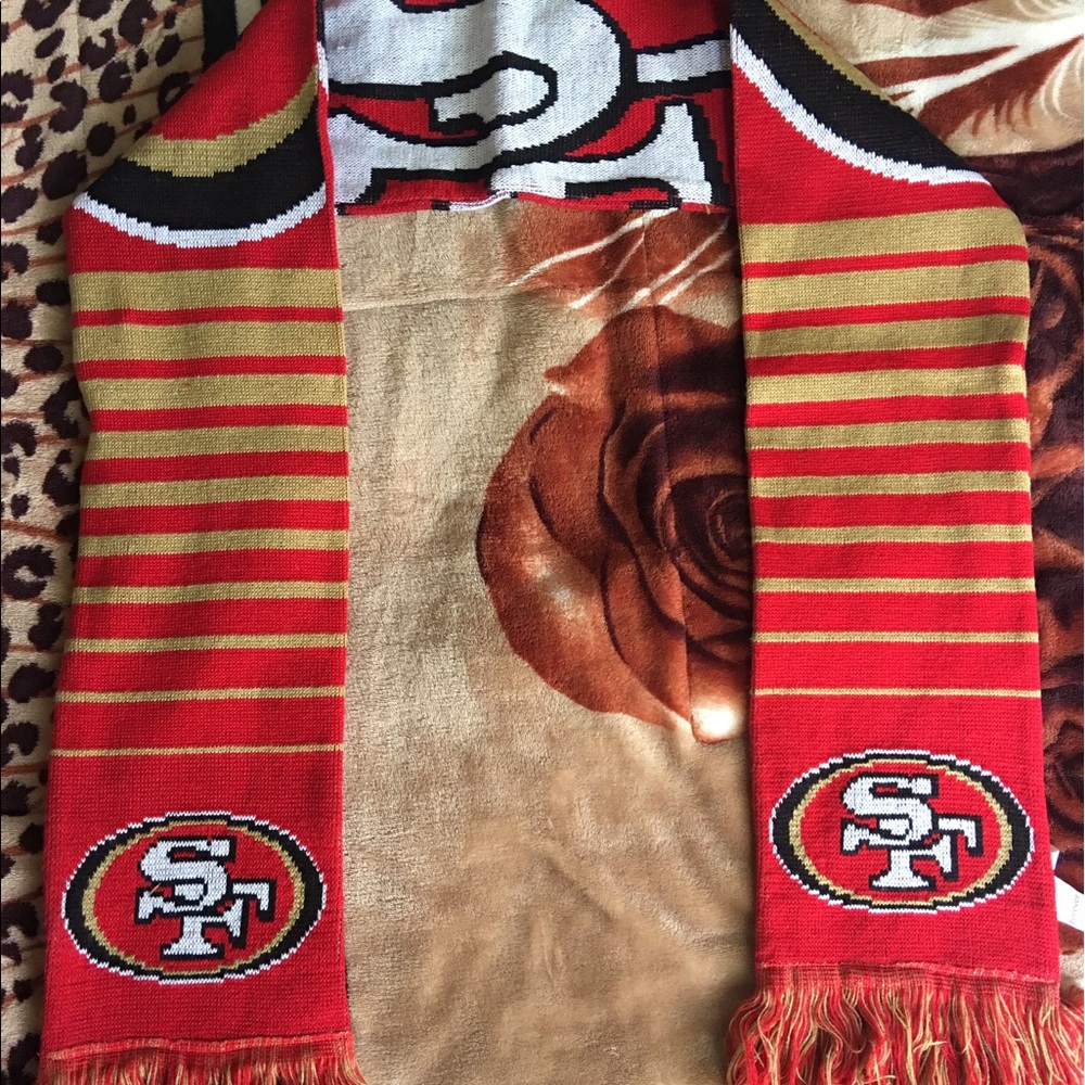 Niners Scarf