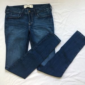 Hollister Mid Rise super skinny jeans