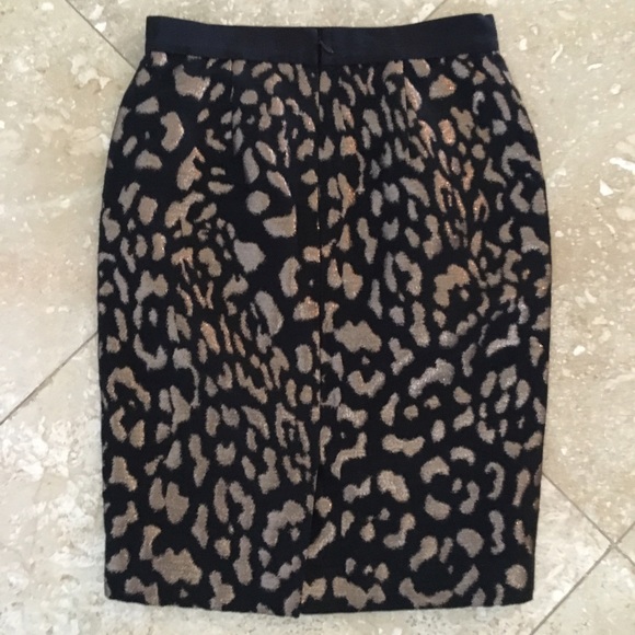 AnN TaYlor Le0PaRd pRiNt miDi sKirT - Picture 4 of 15