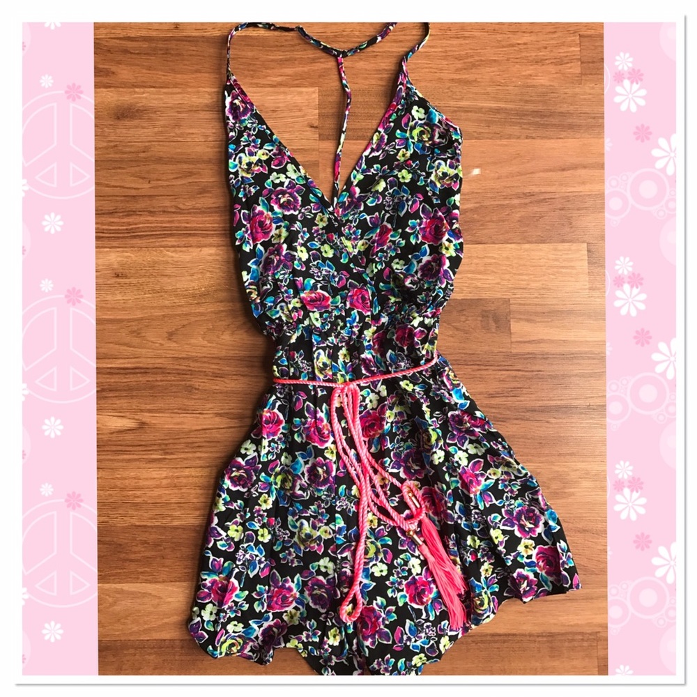 🔴 LAST ONE! Floral backless romper - Picture 4 of 4