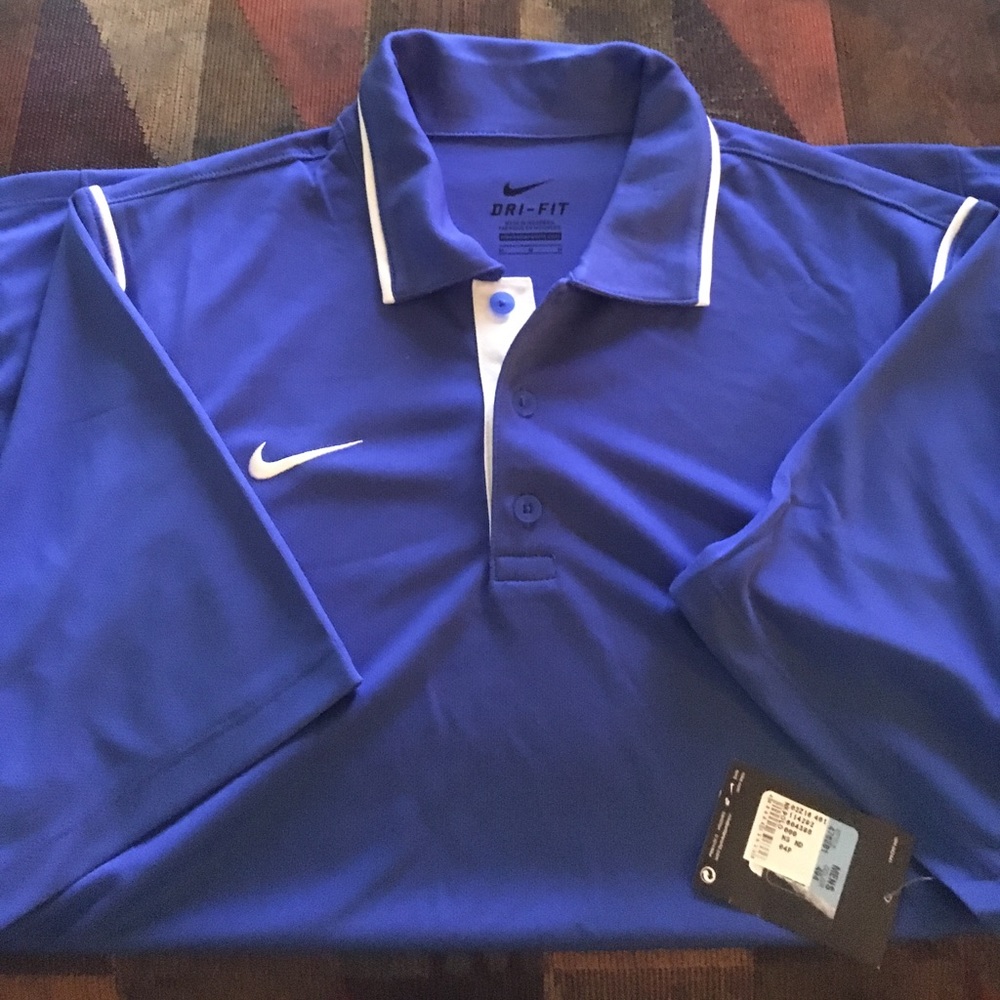 Men's Nike DriFit golf shirt!