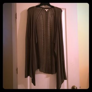 Cardigan shawl