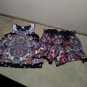 Bila Shorts Set Top Medium/Bottom Large CUTE!