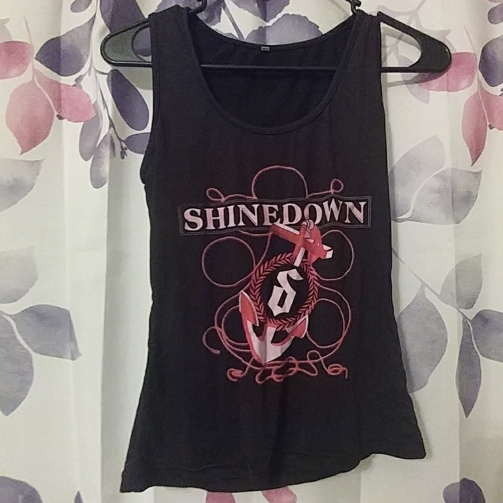 Stretchy Shinedown tank