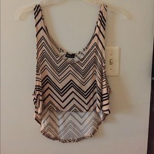 Chevon low scoop crop top