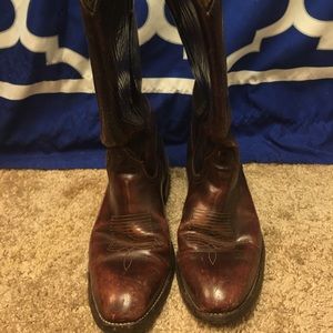 Frye cowboy boots 👢