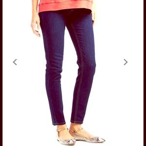 Maternity skinny jeans