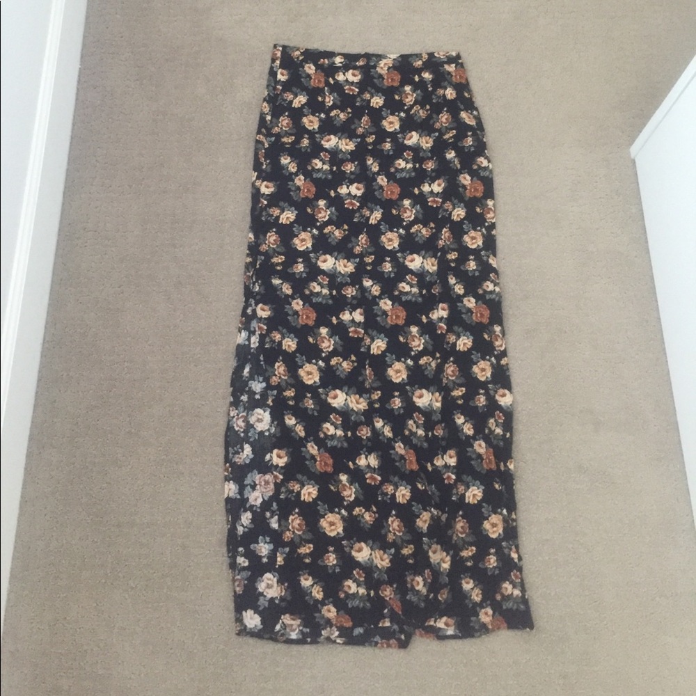Floral maxi skirt