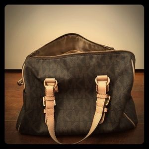 Michael Kors Grayson Satchel (Medium) with Strap