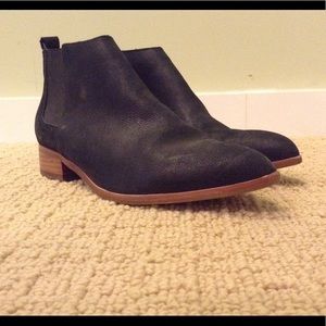 Black pointed ankle boots size 6 Black pointed ankle boots size 6