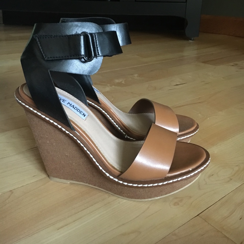 6.5 Steve Madden Brantley Wedge