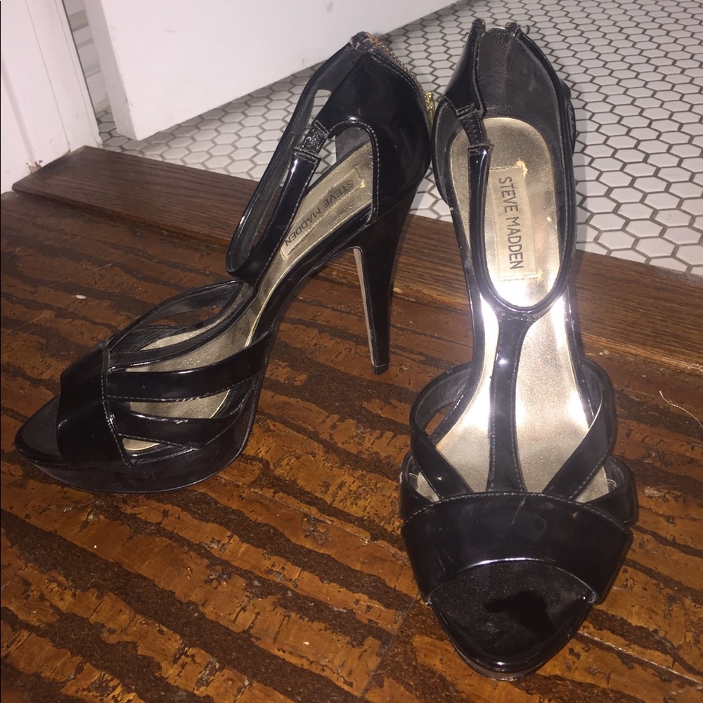 Steve Madden Strappy Black Heels Size 8.5 Platform