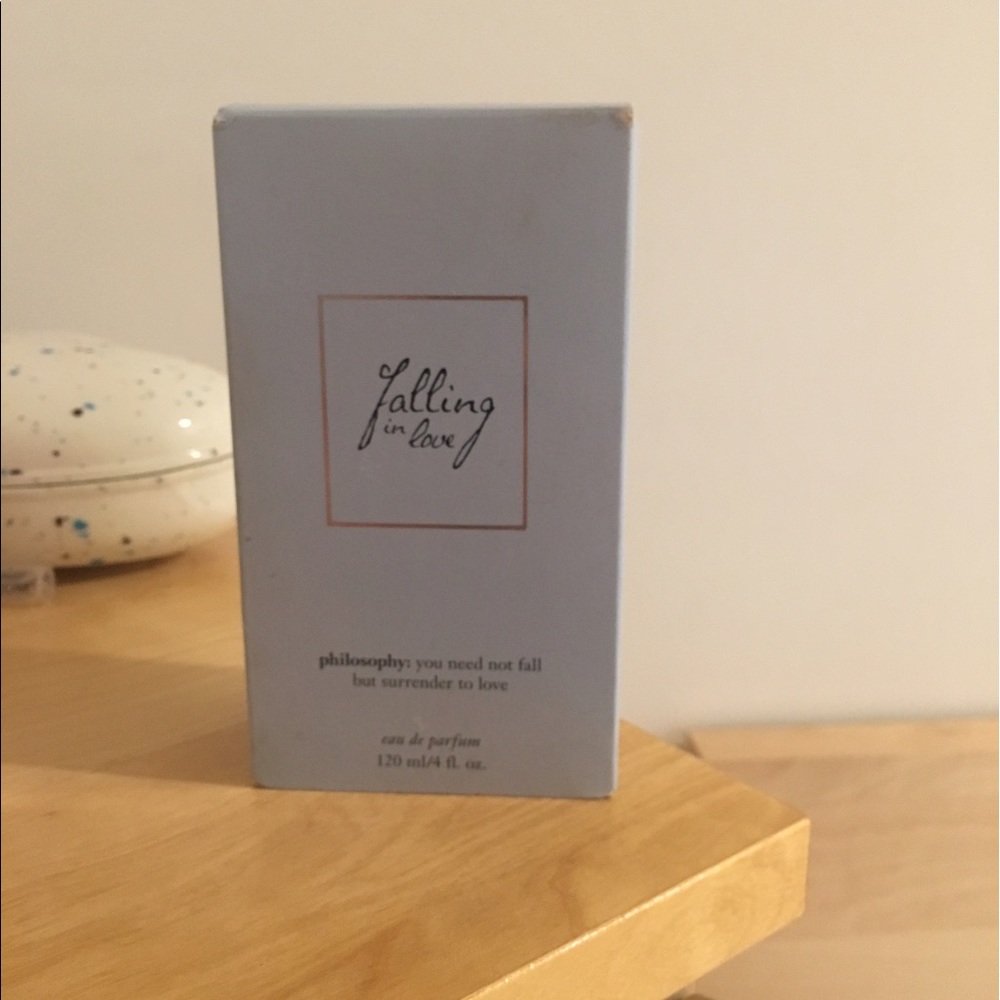 Falling in love spray