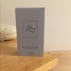 Falling in love spray
