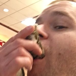 Meet your Posher, Adam