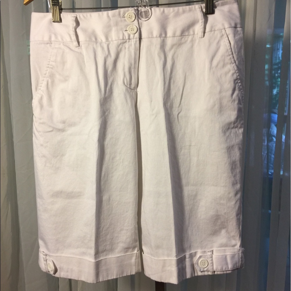 #392. ☯️🌼S🌼A🌼L🌼E🌼SHORTS W/AN. ATTITUDE!!